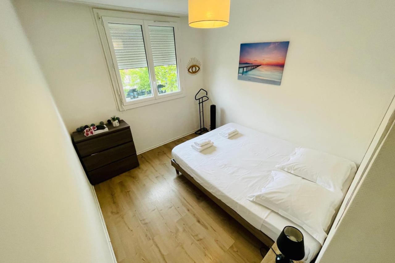 Luminous Apartment With Parking Near The City Center 瑟农 外观 照片